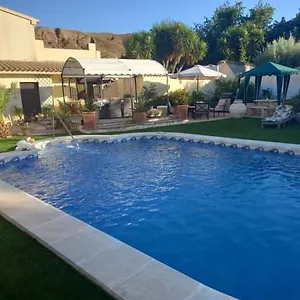 Cortijo Esquina Bed & Breakfast